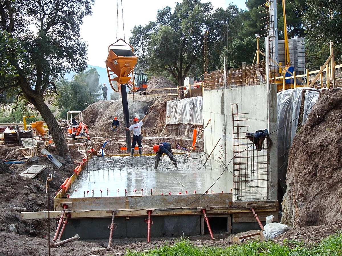 Chantier de rénovation de lycée en Région Sud — réalisation AGÉO Construction