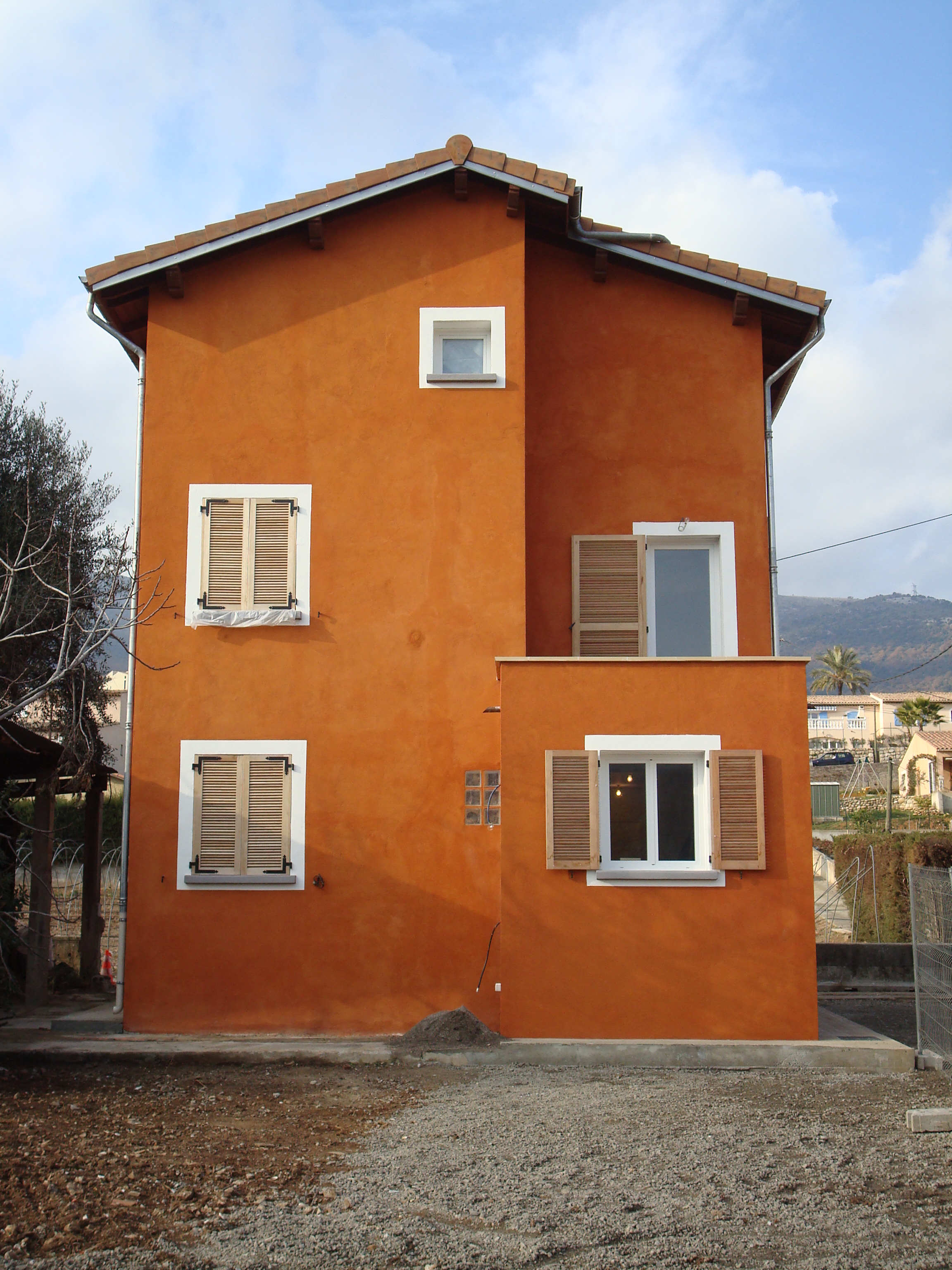 Surélévation d'une villa provençale